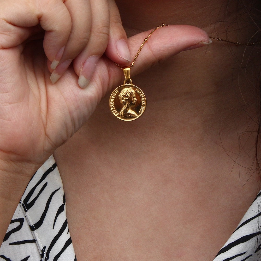 Stainless Steel Hollow Portraite Necklace