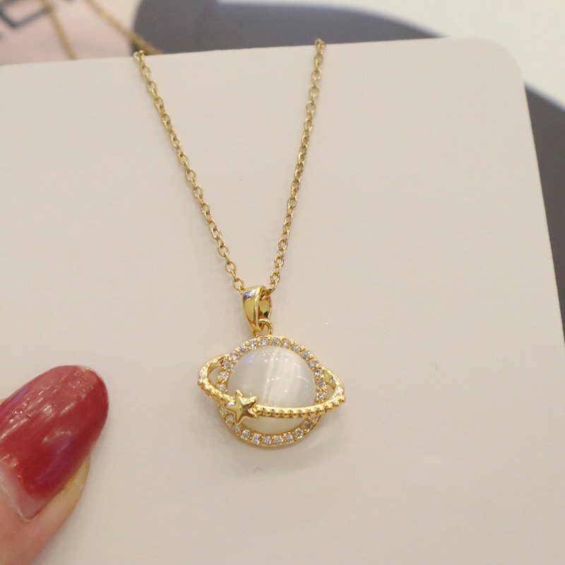 Orb Pendant Necklace