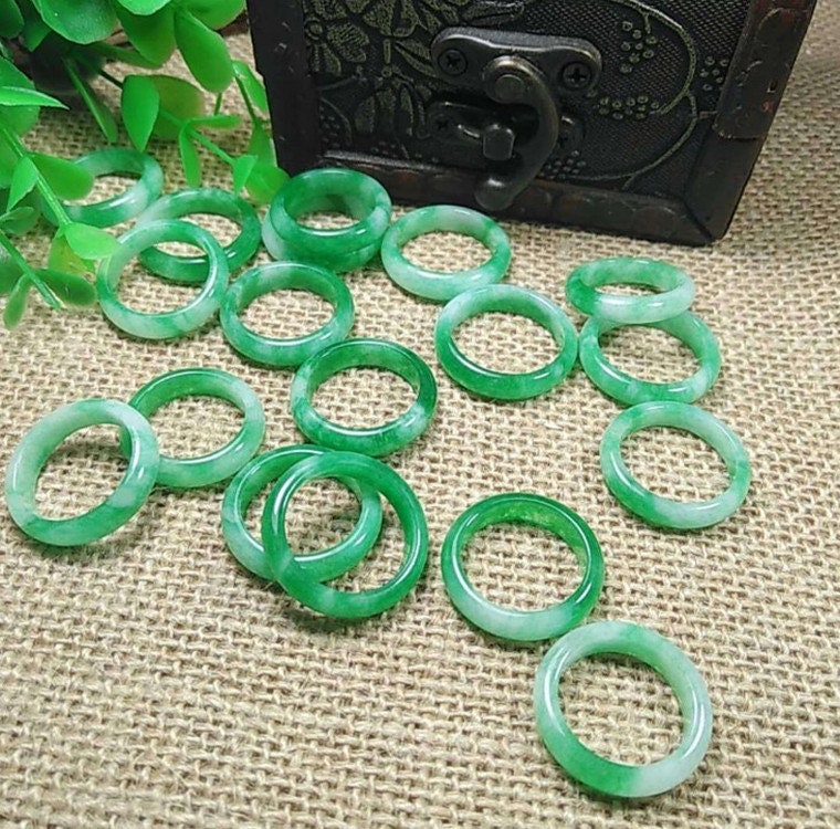 Green Jade Stone Ring For Finger, Unisex Design